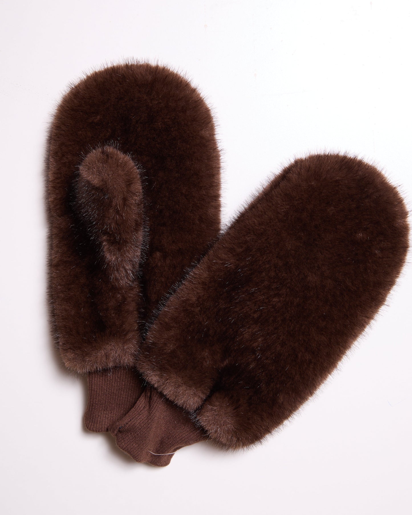 Moufles marron en peluche avec poignets