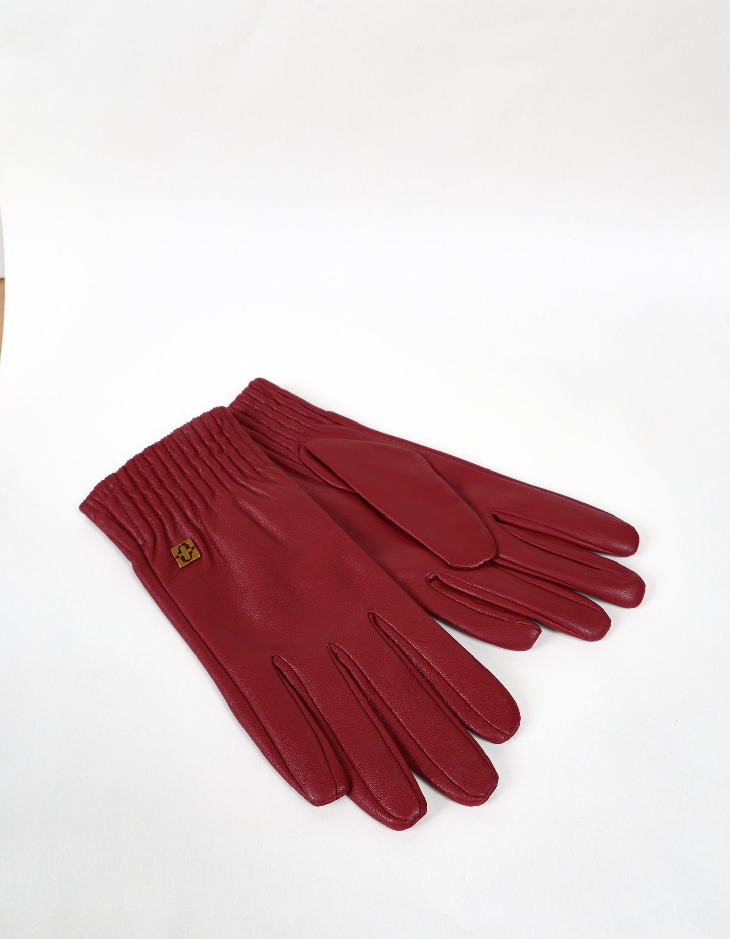 Elegant Gloves with Gold Detail in Burgundy