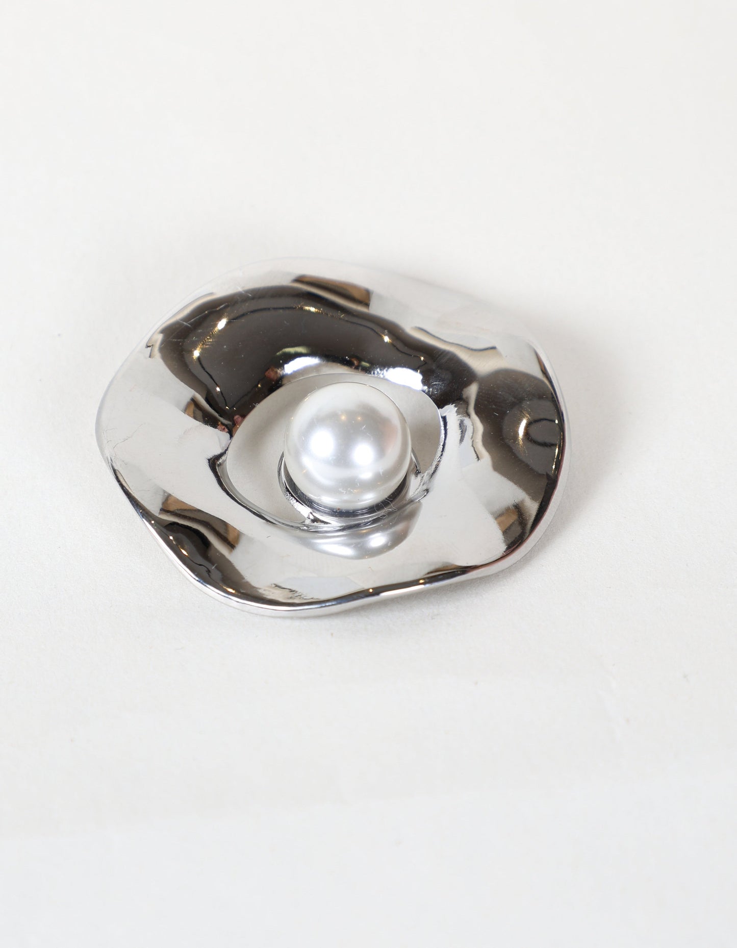 Sculptural Pearl Brooch in Silver