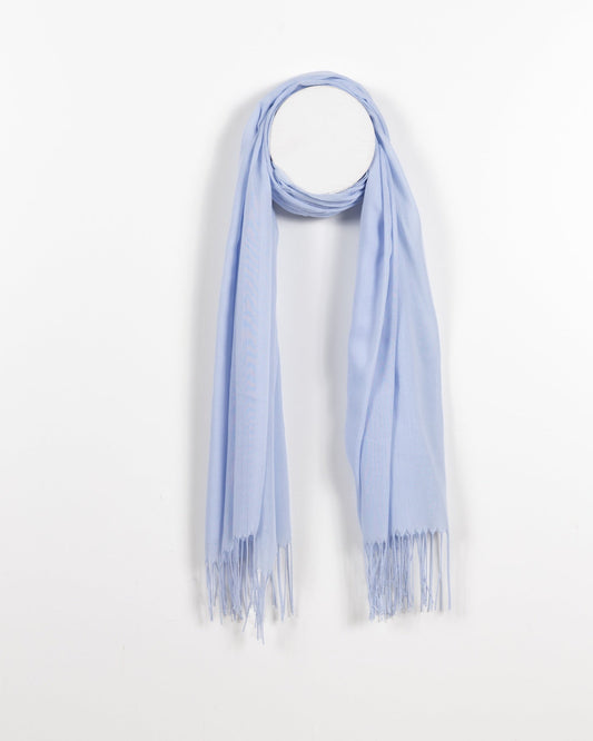 Écharpe à franges bleu ciel doux