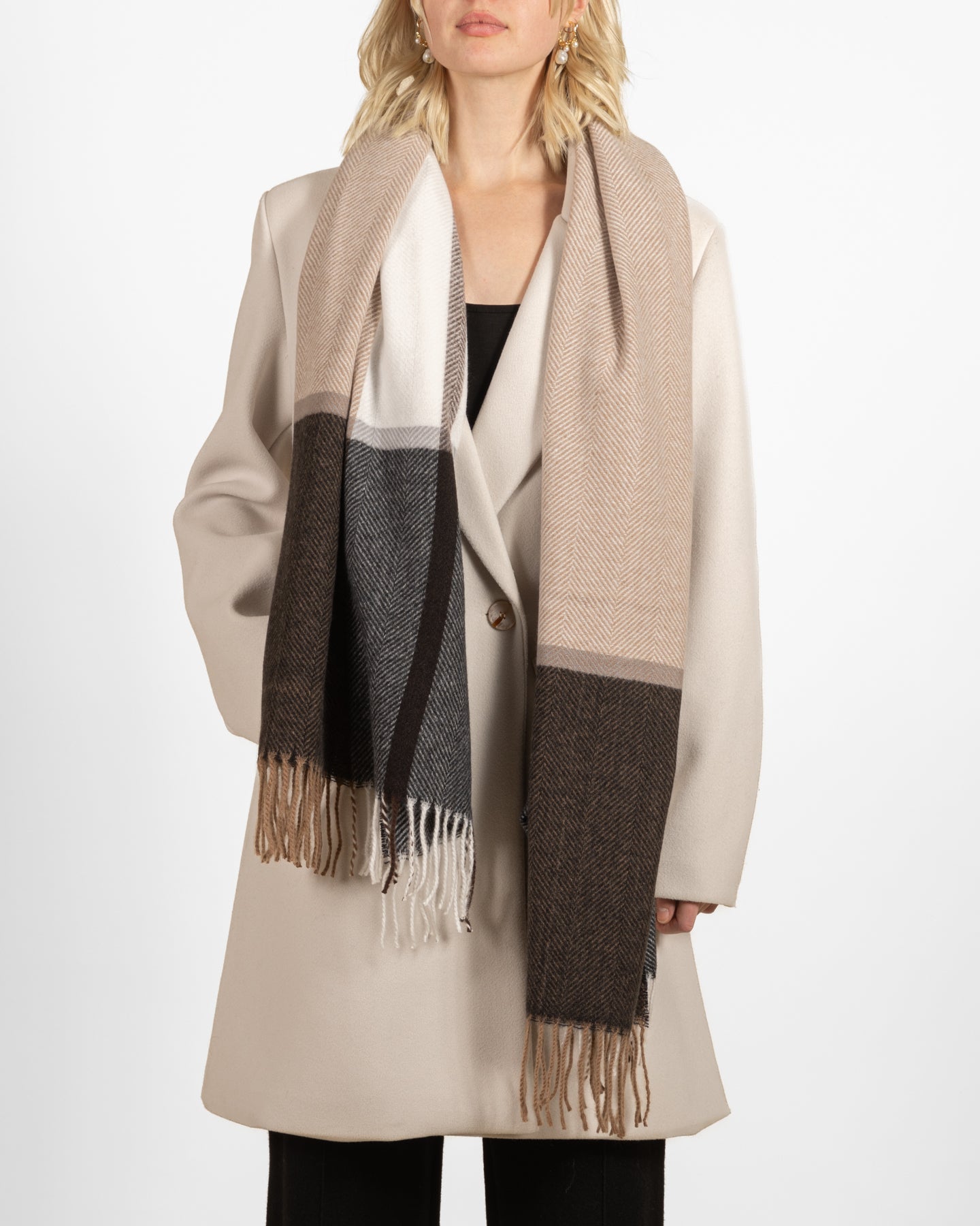 Herringbone White Color Block Scarf with Fringe