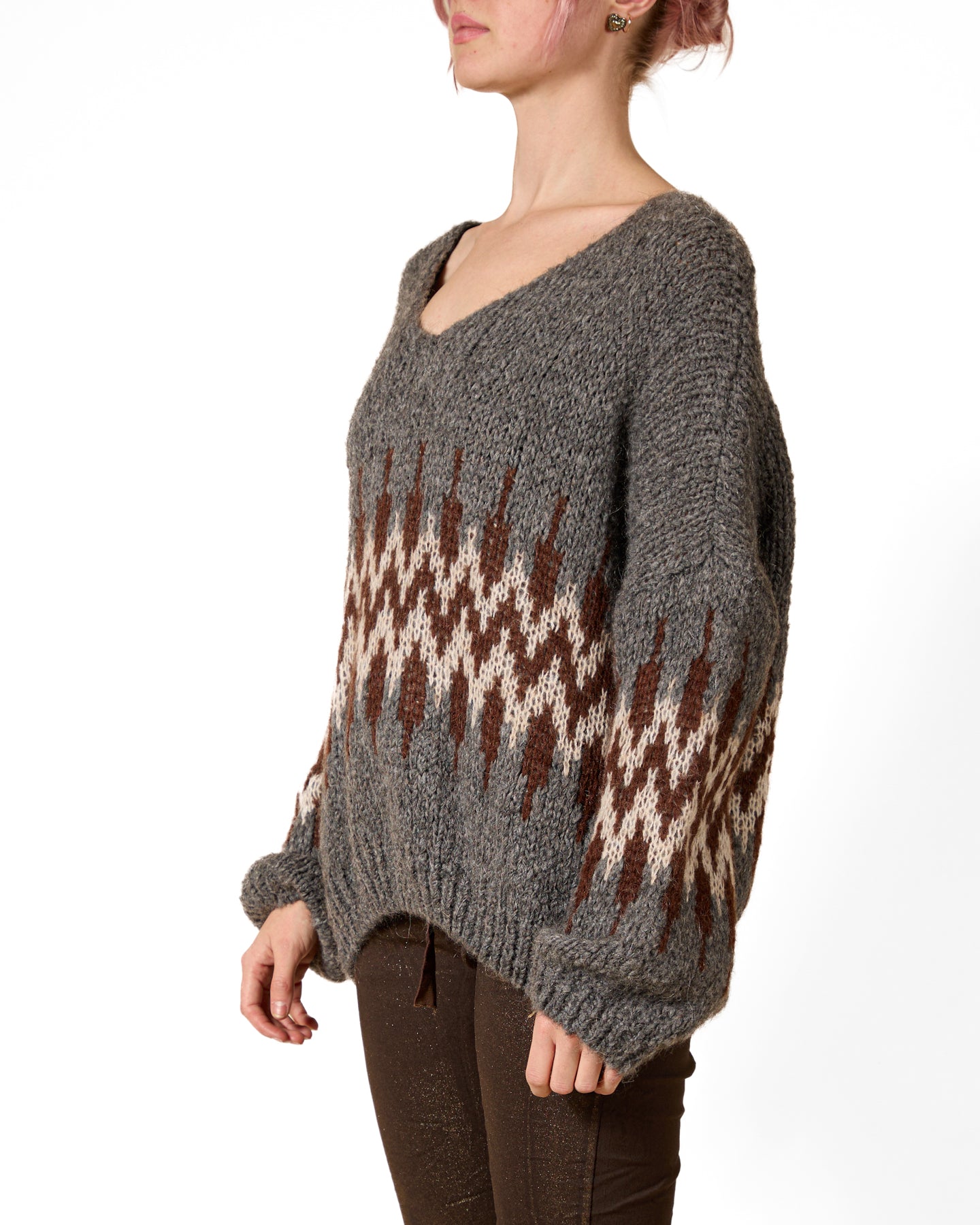 Pewter V Neck Drop Shoulder Multi Varigated Zig Zag Middle Sweater