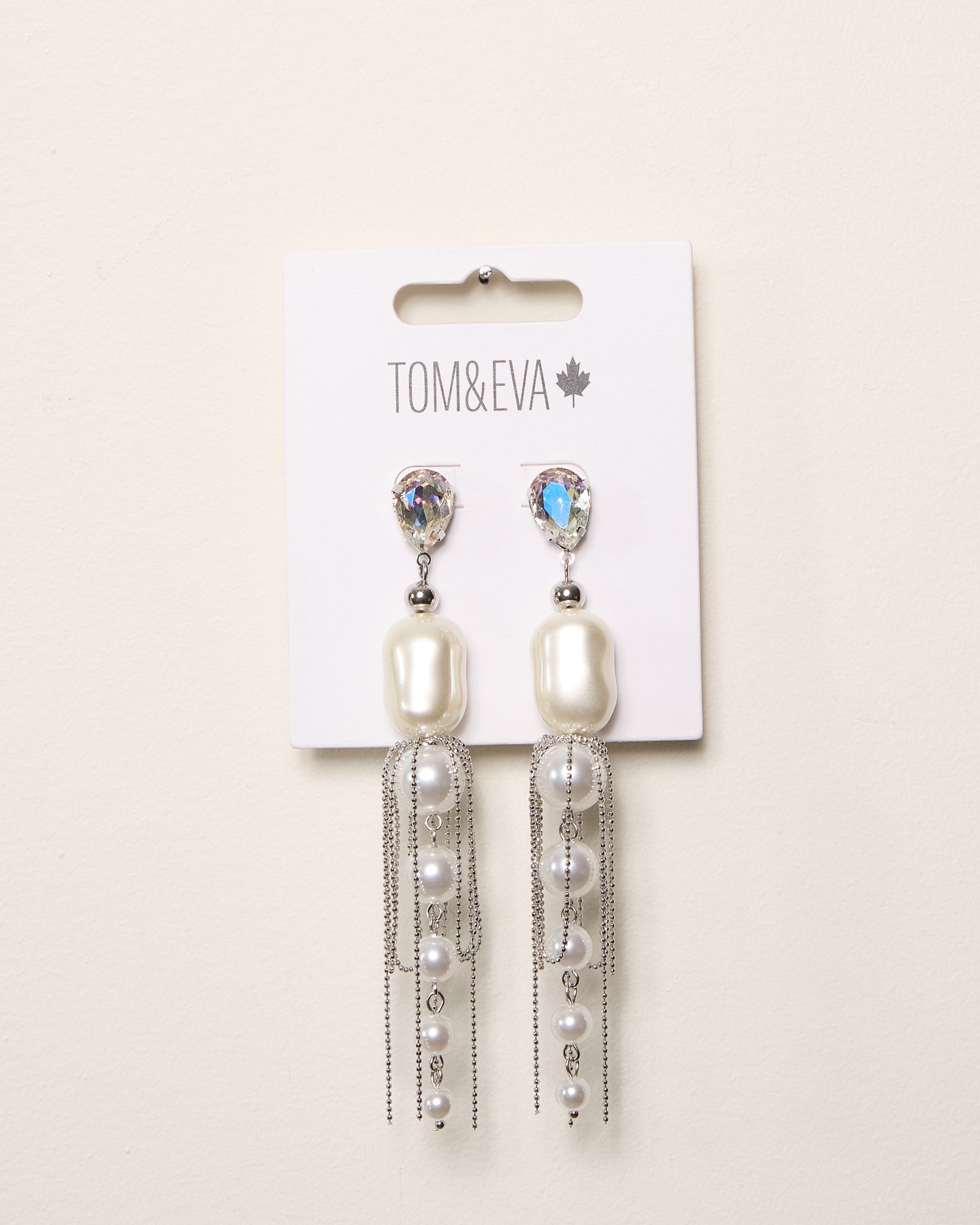 Silver Diamond and Pearl Dangle Earring