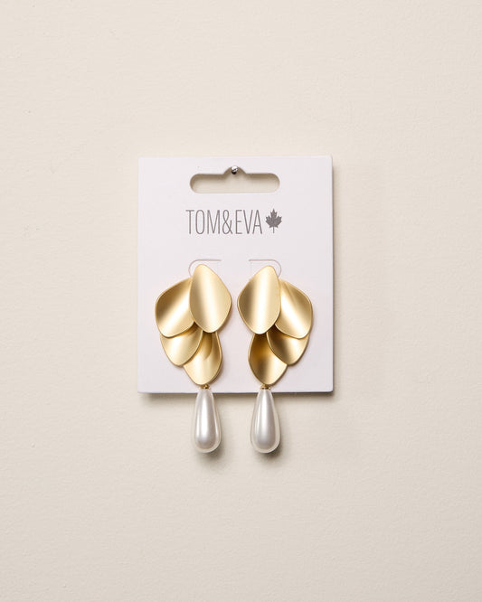 Gold Matte Stacked Scales and Teardrop Pearl Earring