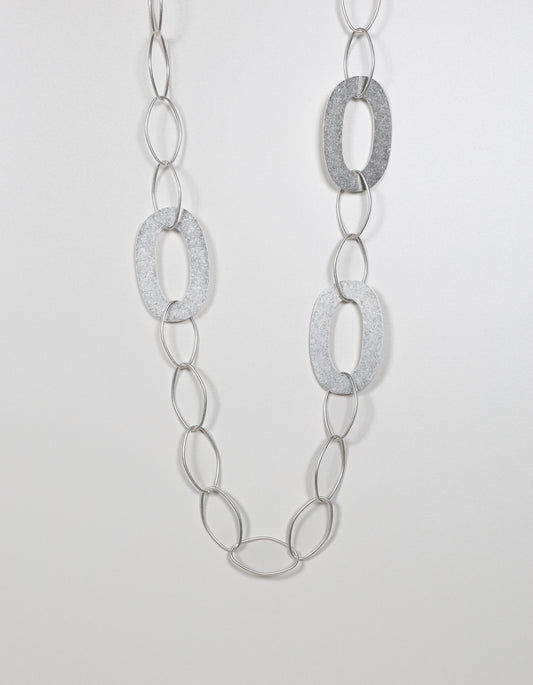 Silver Necklace with Interlocking Oval Details