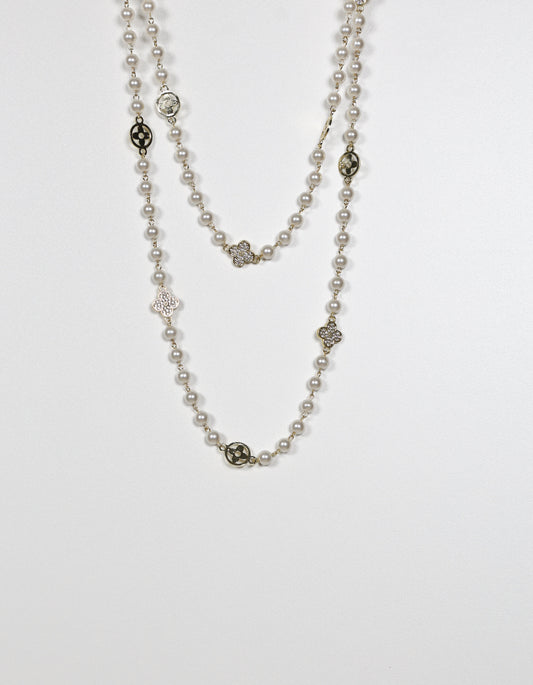 Pearl Necklace with Crystal-Embellished White Clovers