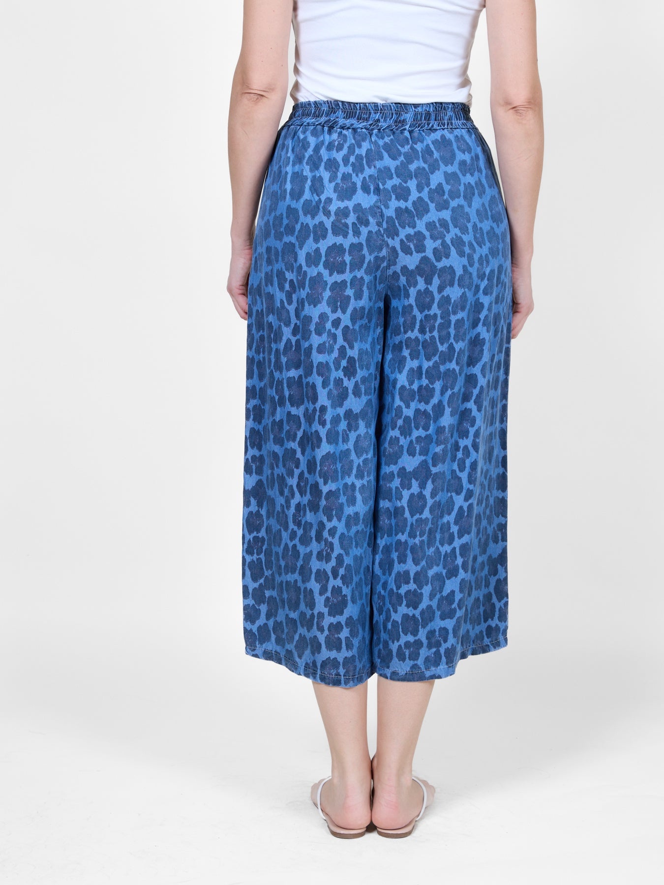 Animal Pull-On Ankle-Length Pants