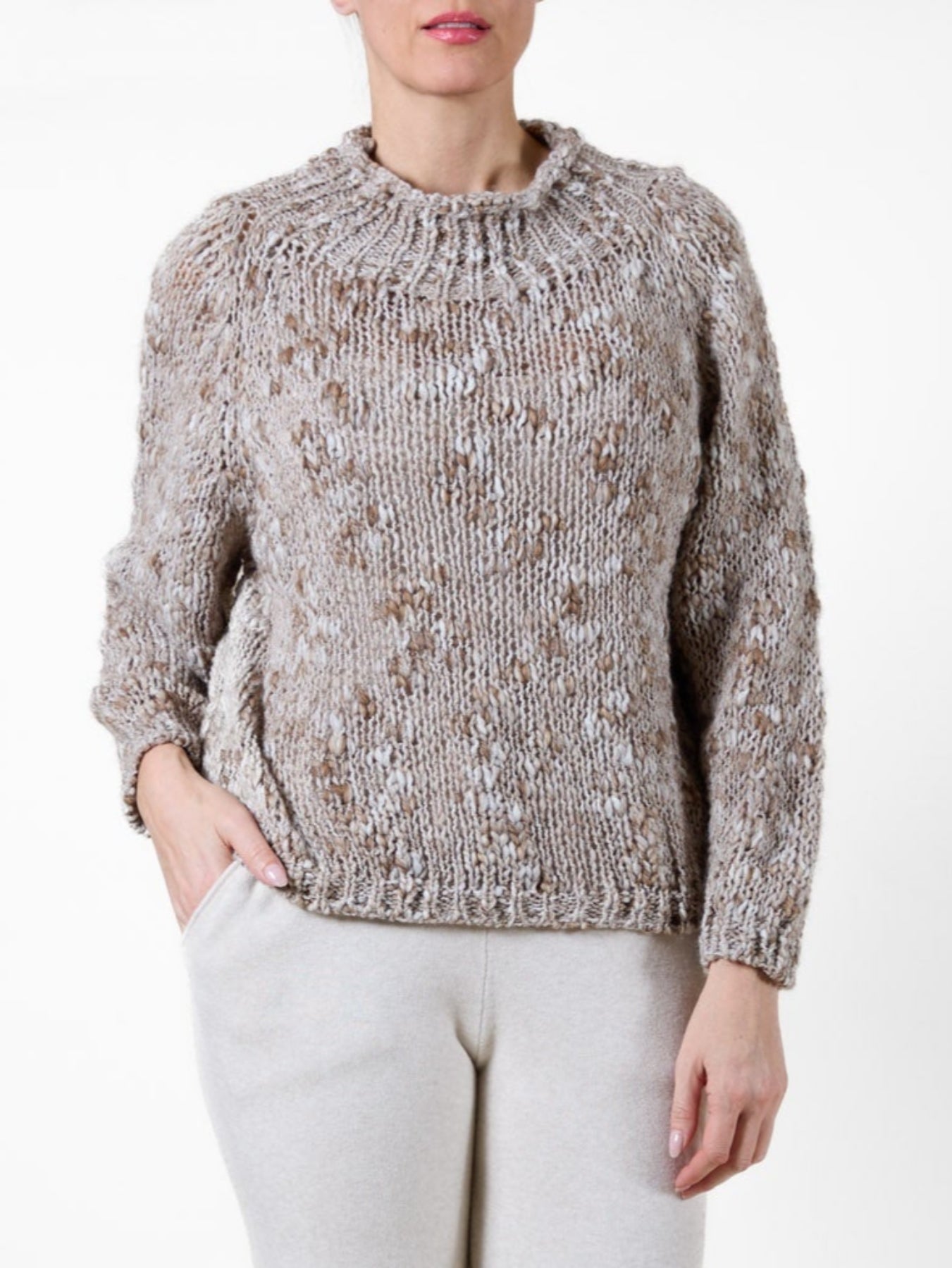 Chandail Beige à Col Montant en Chenille, Tricot Épais