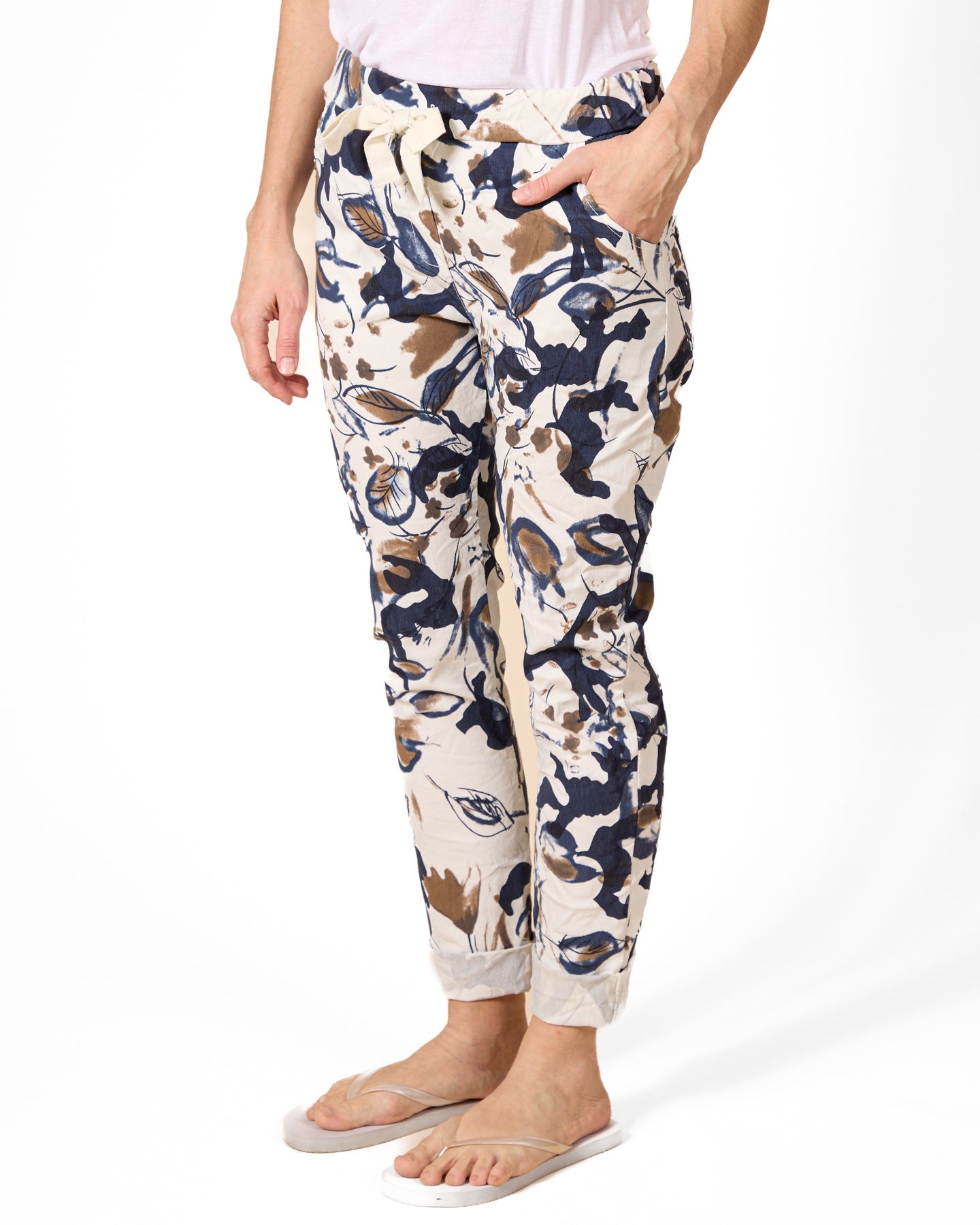 White Floral Print Pant