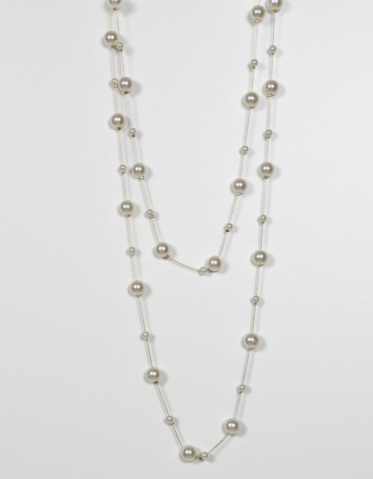 Chain Necklace with Mixed Large and Small Pearls in Gold