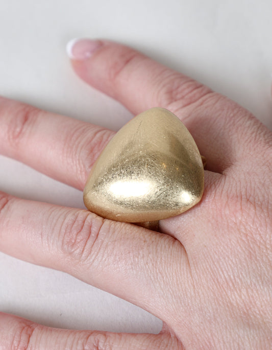 Bague sculpturale audacieuse en or